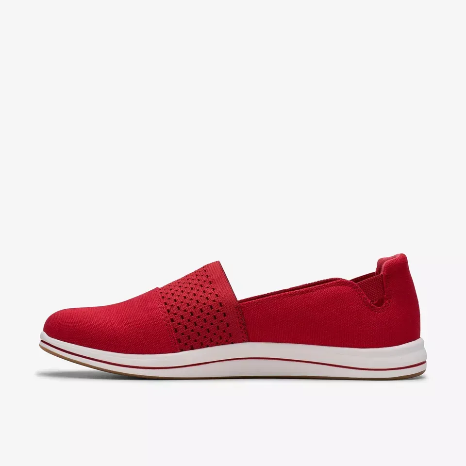 Clarks Women's Breeze Vibe Cherry 26181895