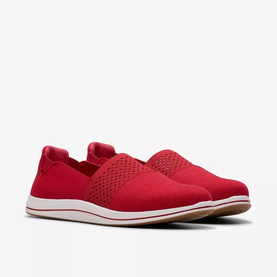 Clarks Women's Breeze Vibe Cherry 26181895