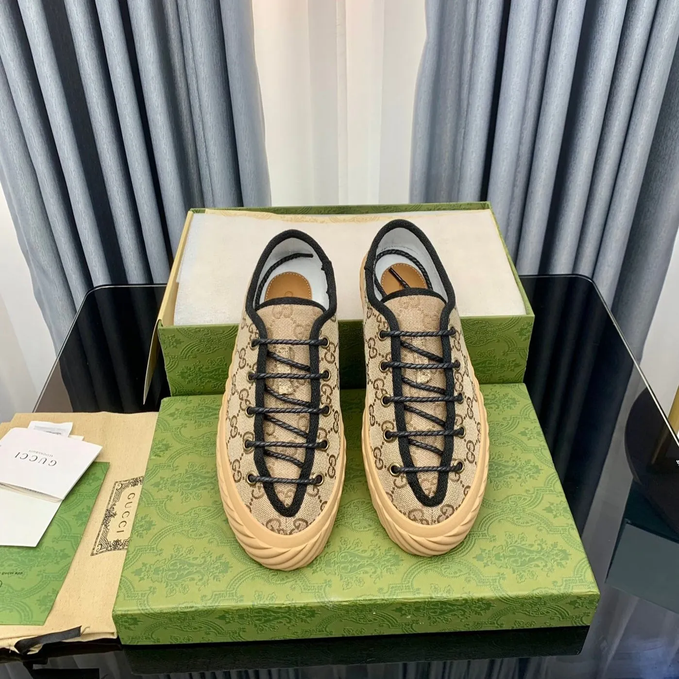Classic THICK-SOLE UNIQUE GG Gucci SNEAKER All-encompassing selection LIGHT BROWN CANVAS