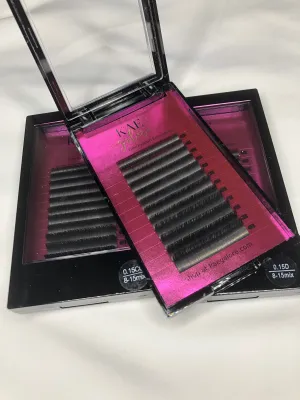 Featherweight Flat Lash (Ellipse) 0.15CC