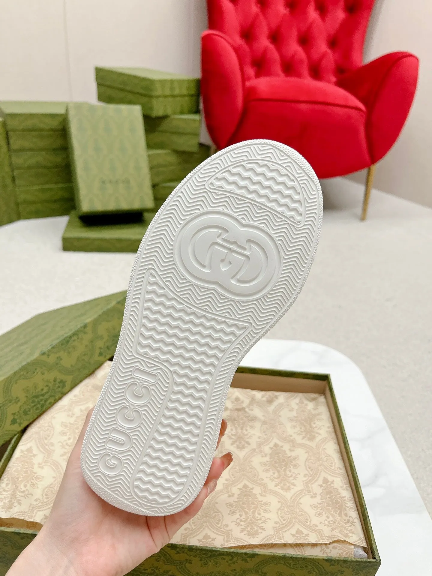 GG CALFSKIN PINK LIGHT Helpful TRAINER Digital Gucci