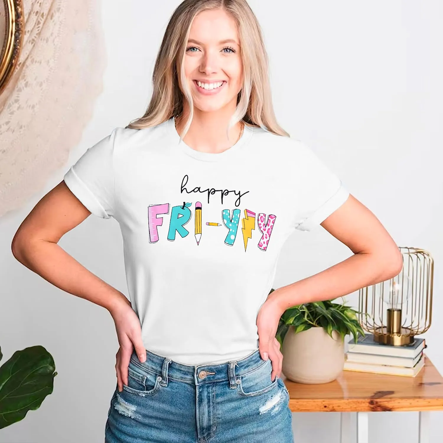 Happy Friday Teacher Shirt Women Happy Friyay T Shirt for Teachers Funny Friday Weekend Holiday Vacation Tee Tops