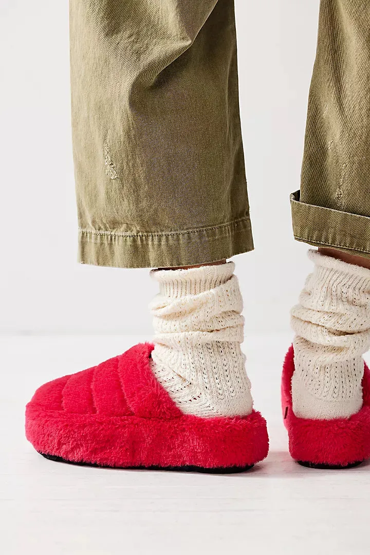 IT'S A VIBE PLATFORM SLIPPERS in Hollywood Pink