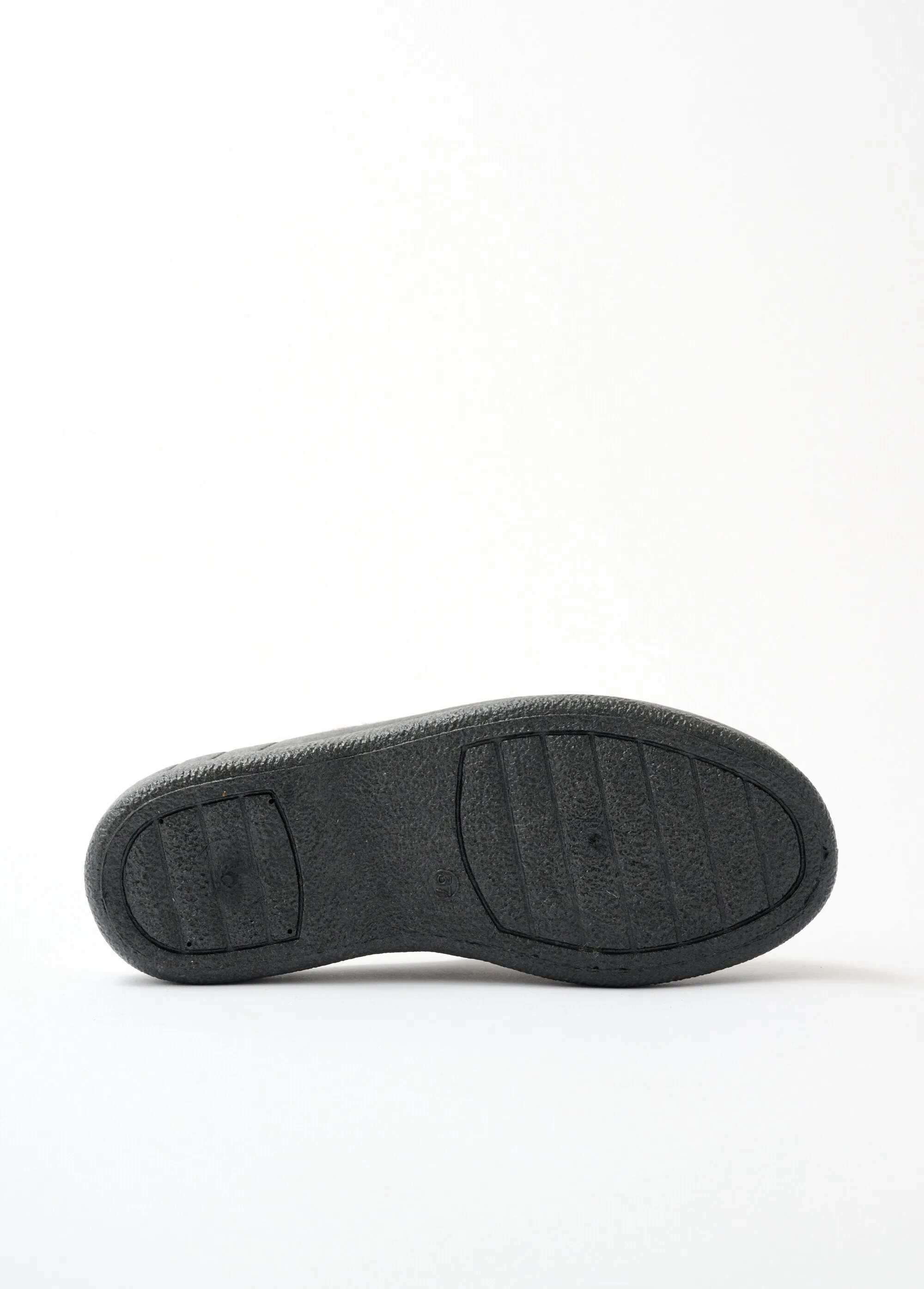 Large width wool-lined mule slipper