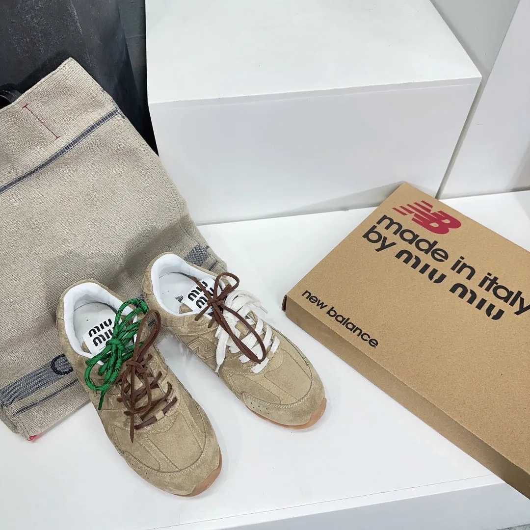 Miu Balance 530 SL Suede Sneaker