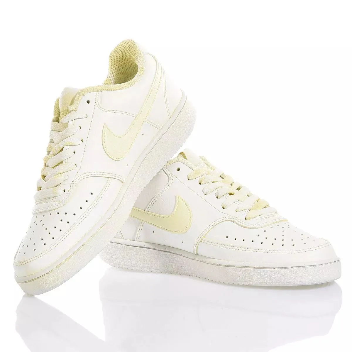 Nike Dye Sunlight