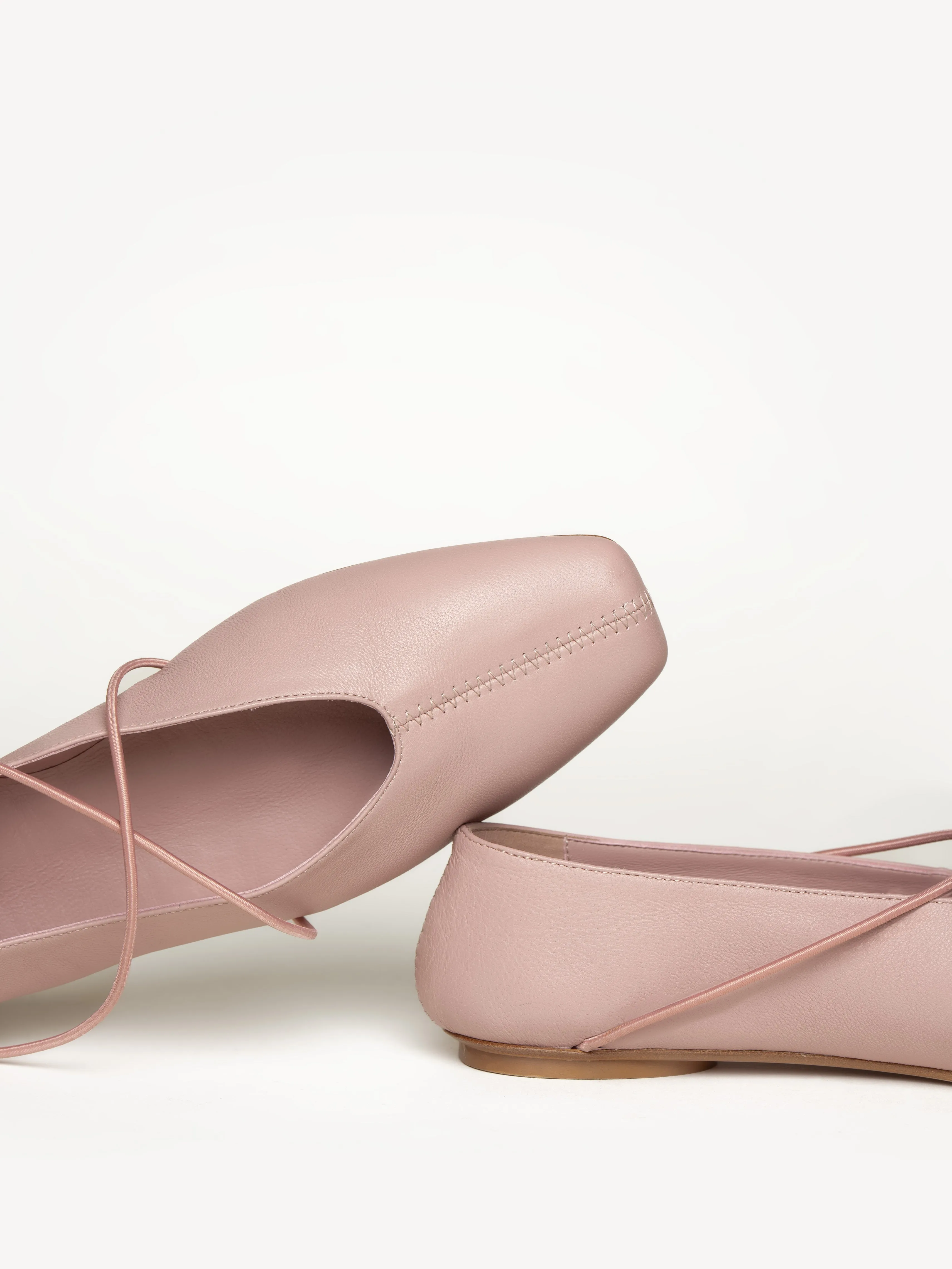 The Una (Sample Sale)