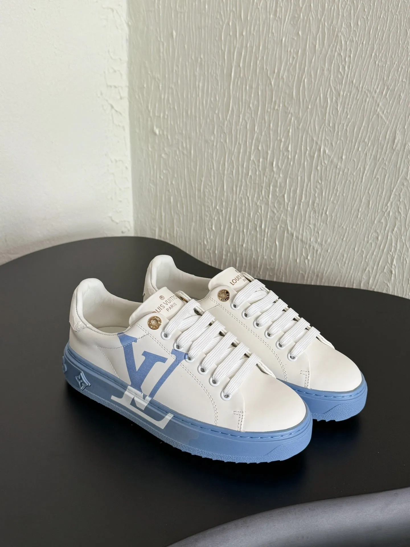 Vuitton Mix Calfskin Light  Sneakers Print Logo Cloud-based Out White Time On-time shipping Louis Blue