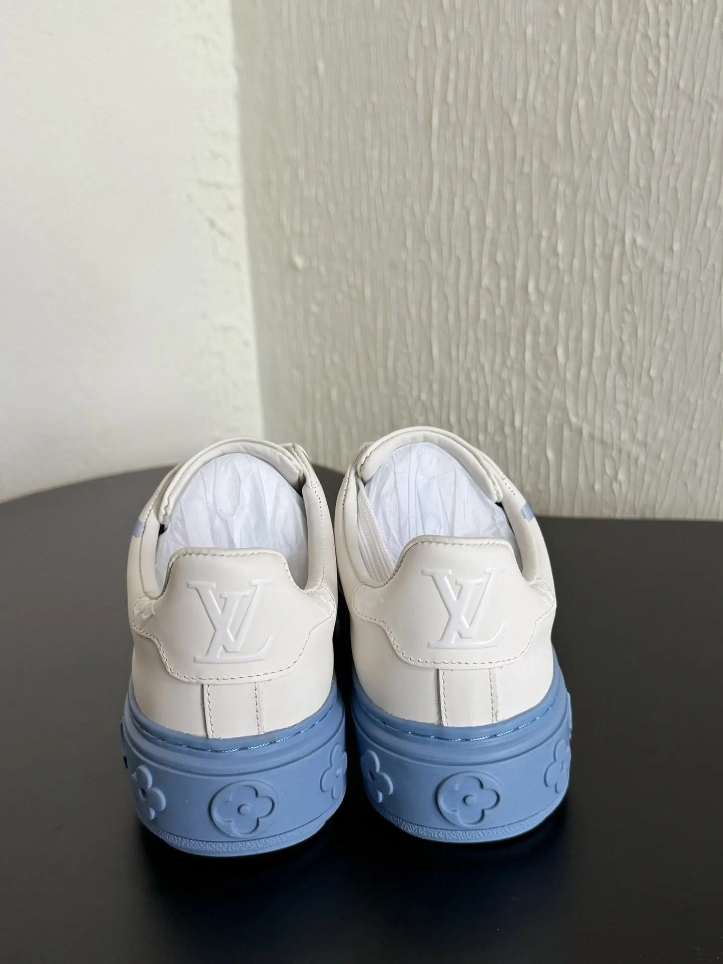 Vuitton Mix Calfskin Light  Sneakers Print Logo Cloud-based Out White Time On-time shipping Louis Blue
