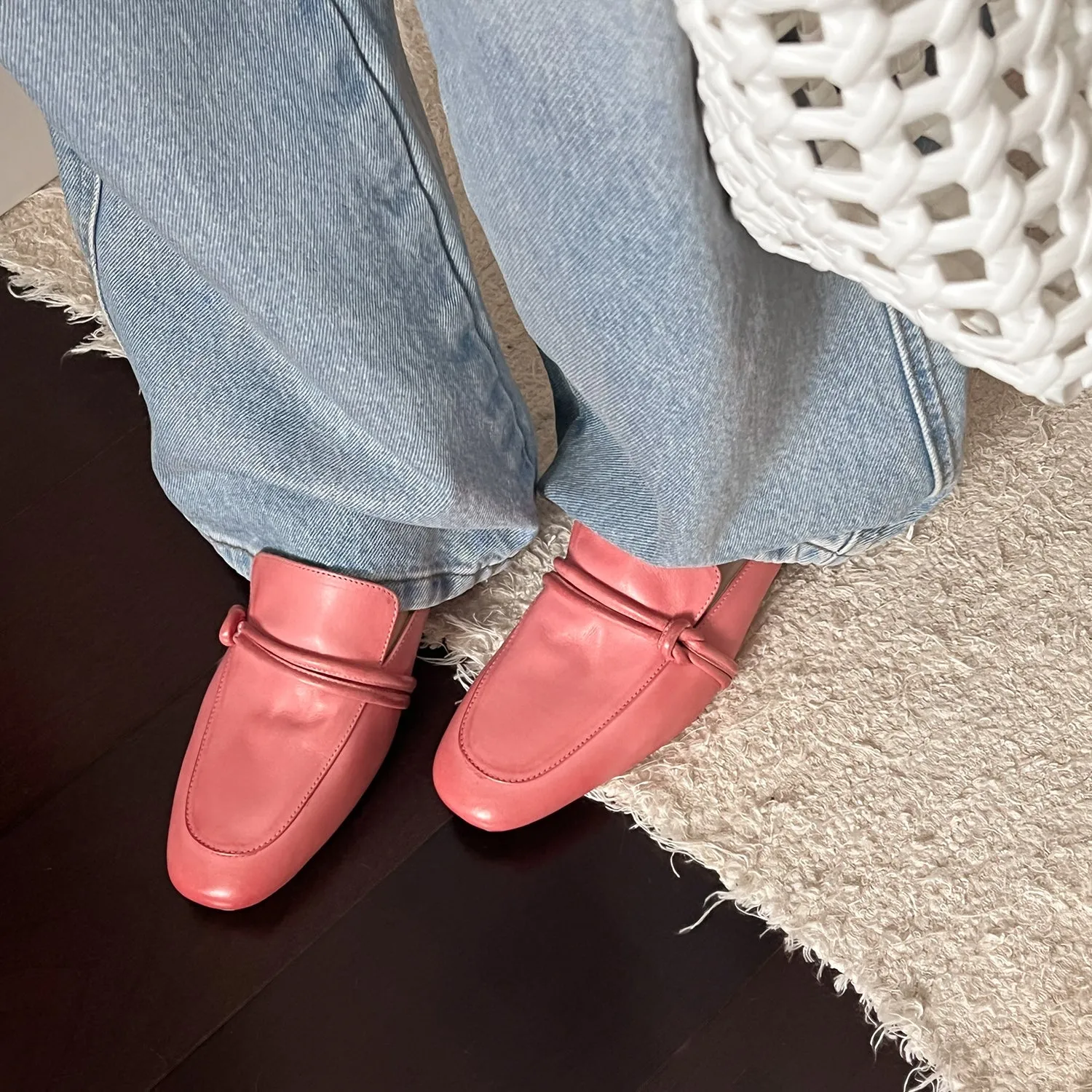 Women's Cloesed Toe Low Heels Leather Flat Mules For Office