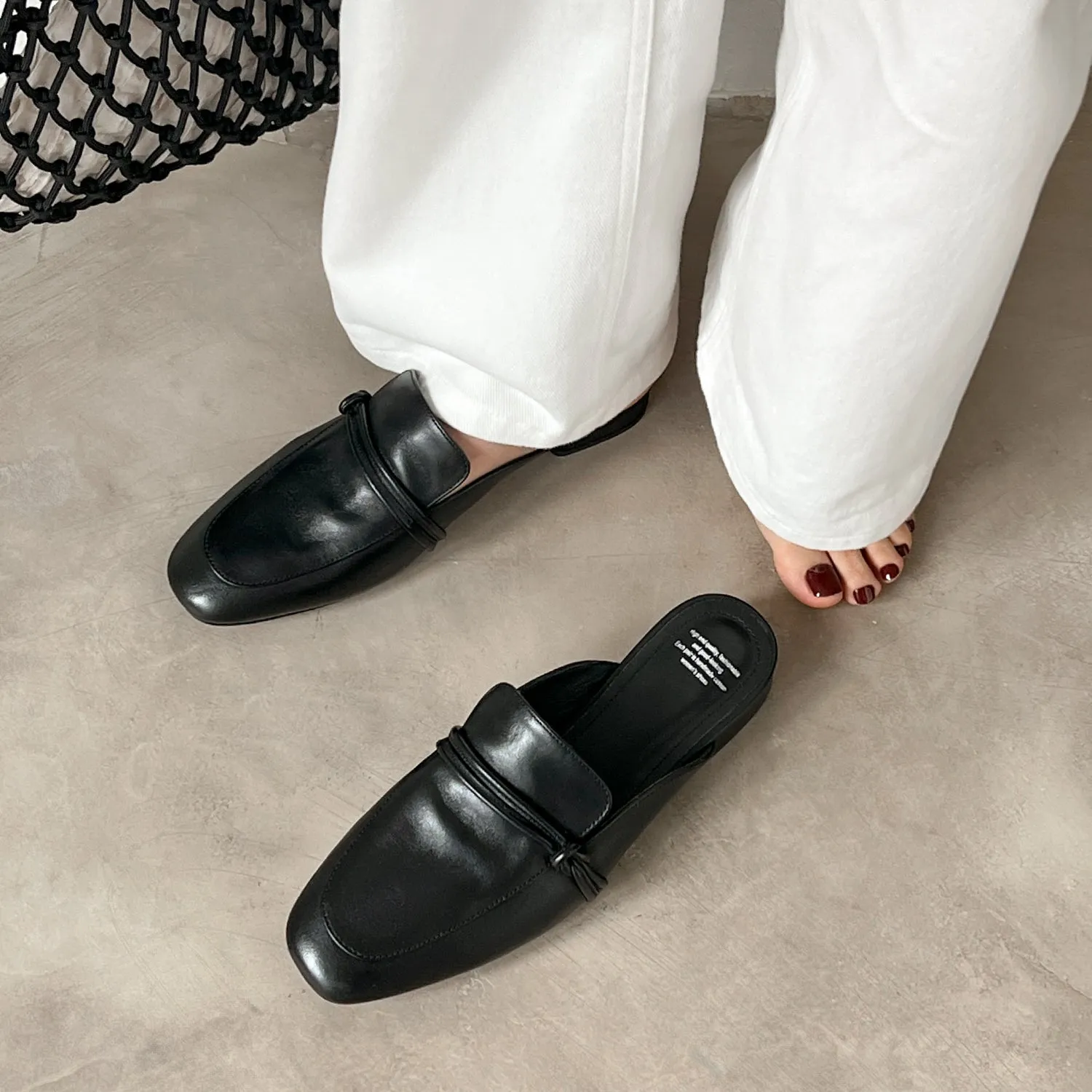 Women's Cloesed Toe Low Heels Leather Flat Mules For Office